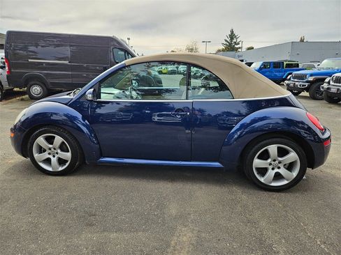 Used 2007 Volkswagen Beetle Convertible w/ Package 2 image 4