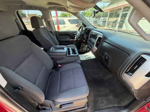 Used 2018 GMC Sierra 1500 SLE w/ SLE Value Package AWD/4WD image 10