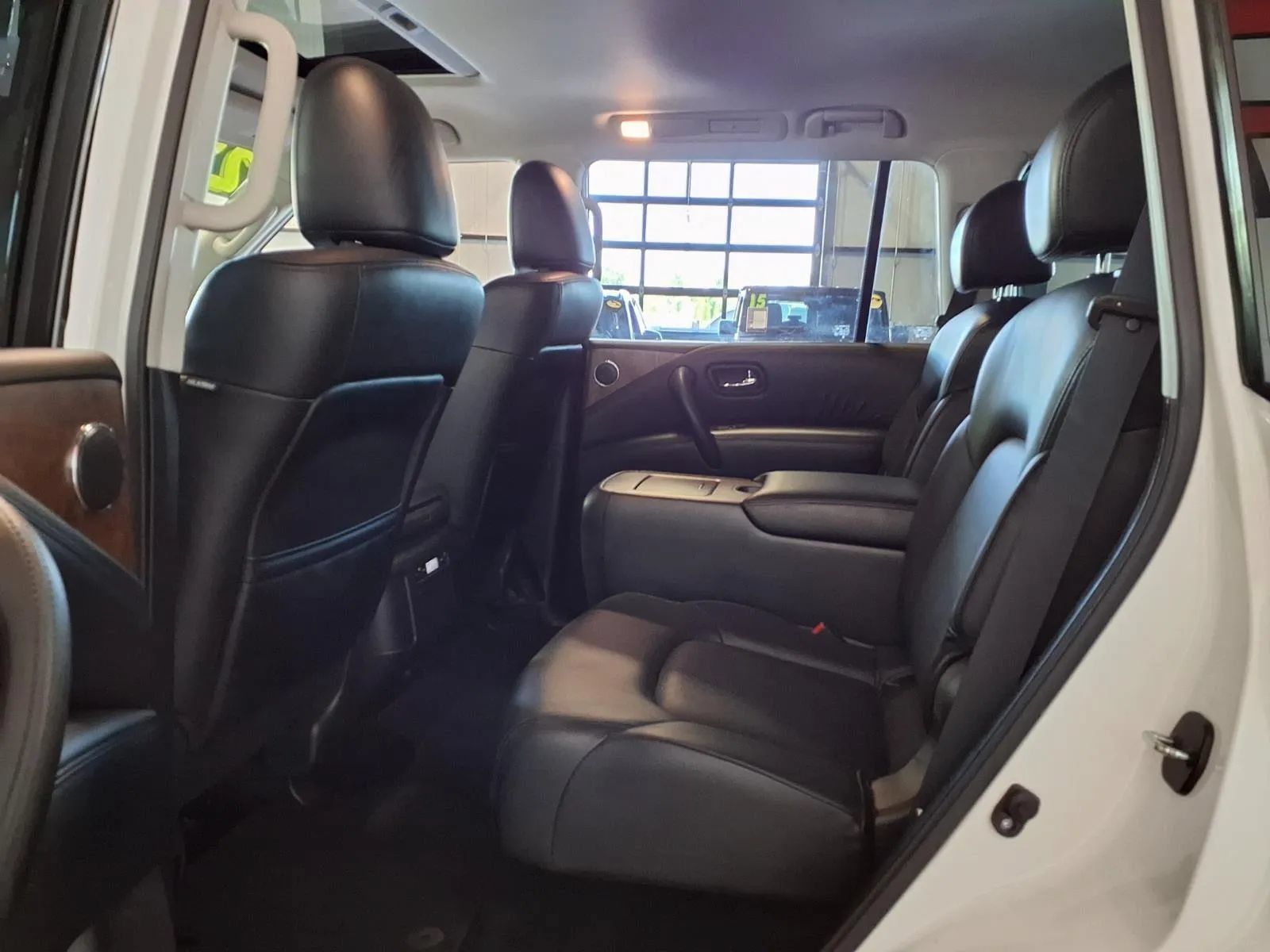 Used 2023 Nissan Armada SL w/ Captain's Chairs Package AWD/4WD image 14