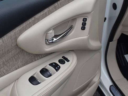 Used 2019 Nissan Murano SL w/ SL Technology Package FWD image 23