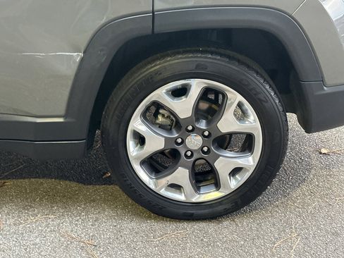 Used 2021 Jeep Compass Limited image 19