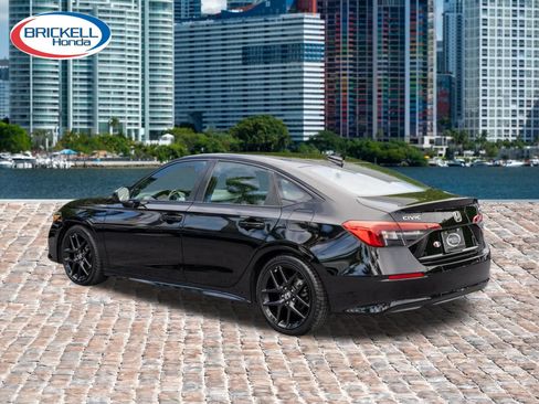 Used 2023 Honda Civic Sport image 8