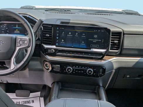 Used 2025 Chevrolet Silverado 2500 LT w/ Trail Boss Package AWD/4WD image 17