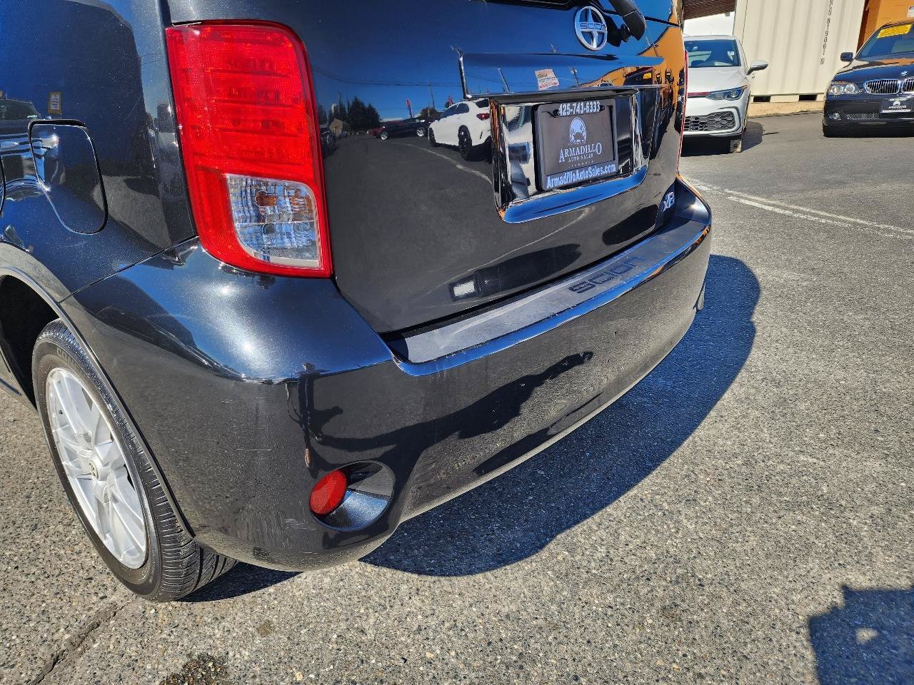 Used 2011 Scion xB FWD image 33