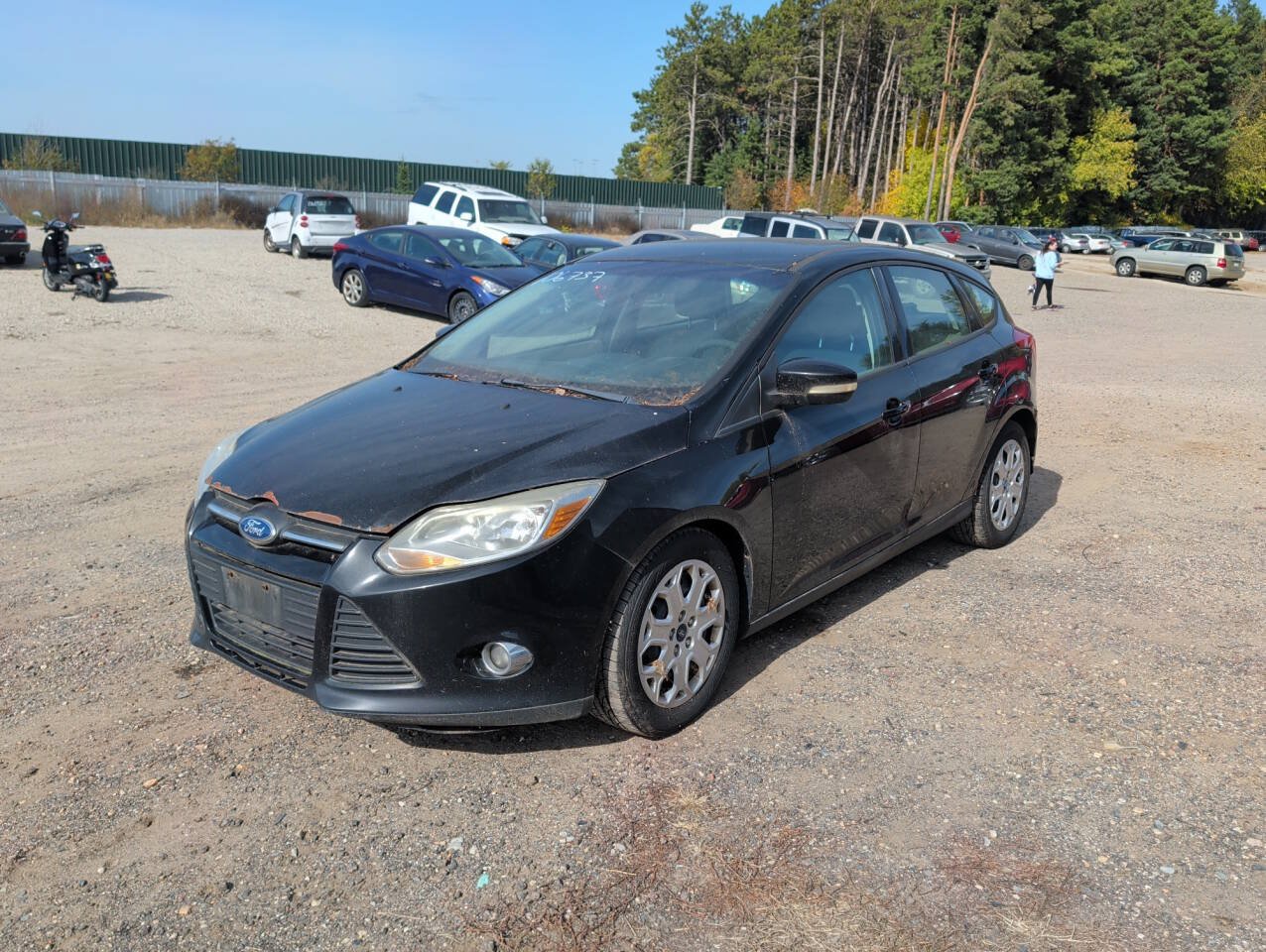 Used 2012 Ford Focus SE w/ SE Winter Pkg FWD image 1
