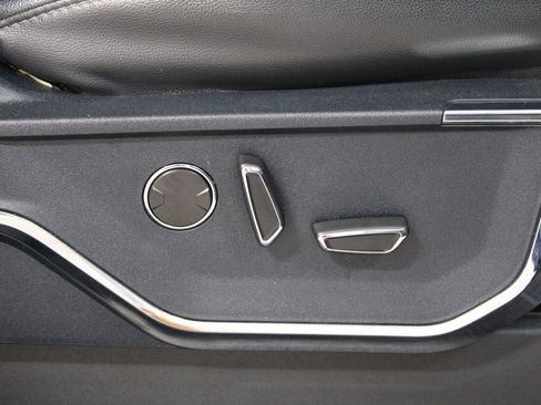 Used 2021 Ford F150 Lariat w/ Equipment Group 502A High image 28