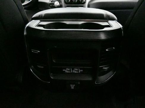 Used 2024 RAM 1500 Laramie AWD/4WD image 33