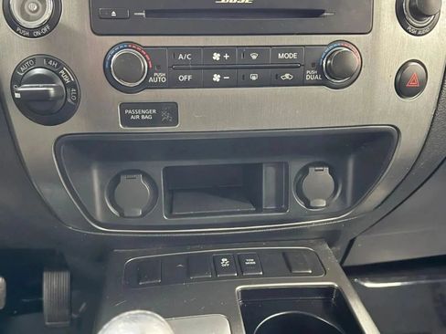 Used 2014 Nissan Armada SV AWD/4WD image 35