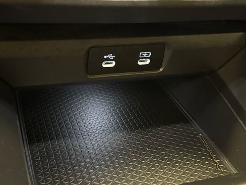 Certified 2024 Honda Accord EX image 26