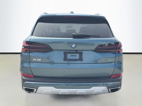 Used 2025 BMW X5 xDrive50e image 5