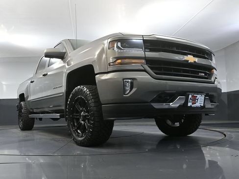 Used 2017 Chevrolet Silverado 1500 LT w/ All Star Edition AWD/4WD image 53