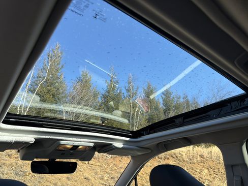 Used 2017 Subaru Forester 2.5i Touring image 20