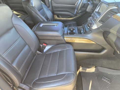 Used 2017 GMC Yukon Denali w/ Open Road Package image 12