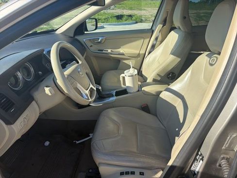 Used 2013 Volvo XC60 3.2 AWD/4WD image 7