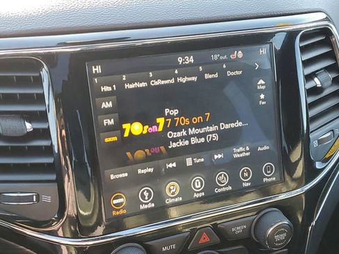 Used 2019 Jeep Grand Cherokee Limited image 20