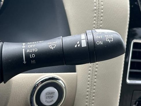 Used 2024 INFINITI QX80 Sensory AWD/4WD image 36