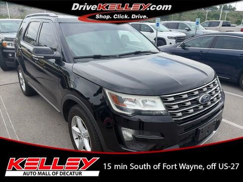 Used 2016 Ford Explorer XLT w/ Equipment Group 202A AWD/4WD image 1