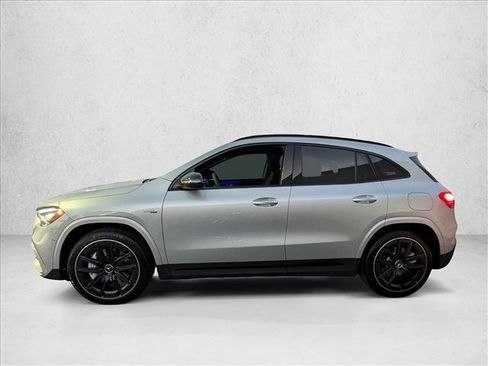 Used 2025 Mercedes-Benz GLA 35 AMG 4MATIC image 5
