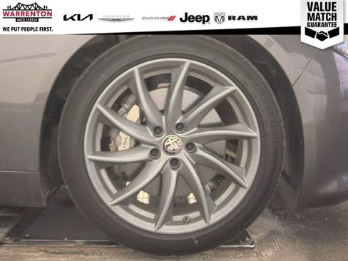 Used 2024 Alfa Romeo Giulia Ti AWD/4WD image 15
