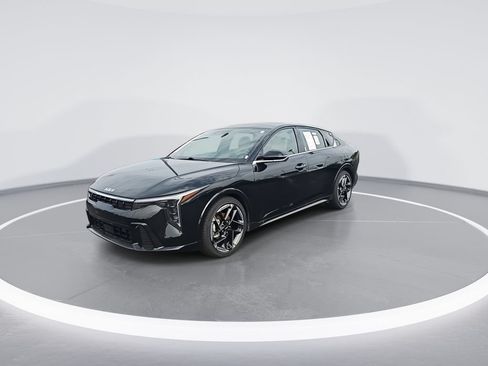 Used 2025 Kia K4 GT-Line w/ GT-Line Premium Package FWD image 4