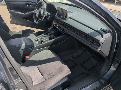 Certified 2025 Honda Accord LX image 16