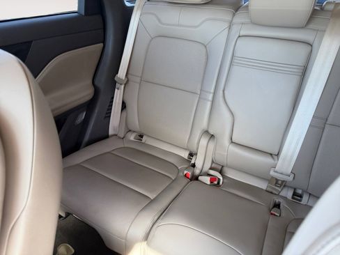 Certified 2022 Lincoln Corsair Reserve w/ Equipment Group 201A FWD image 13