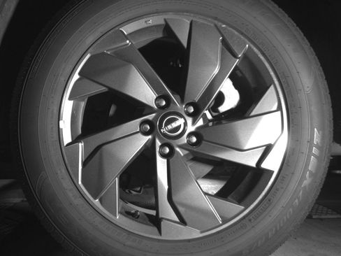 Used 2025 Nissan Rogue SV image 14