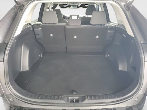 Used 2021 Toyota RAV4 XLE FWD image 9