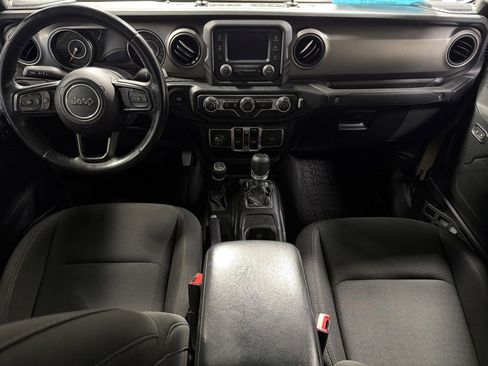 Used 2020 Jeep Gladiator Sport w/ Quick Order Package 24S image 10