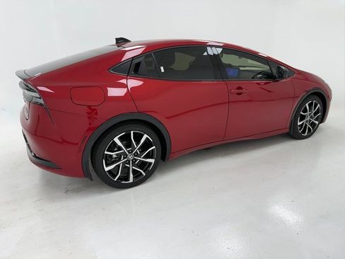 New 2026 Toyota Prius Plug-In Hybrid image 41