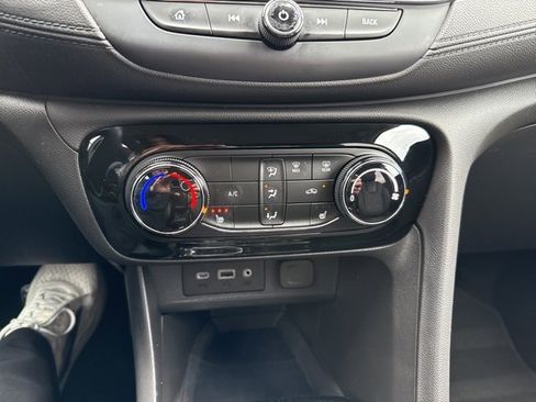 Used 2023 Buick Encore GX Preferred w/ Cold Weather Comfort Package image 28