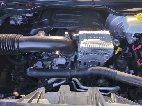 Used 2019 RAM 1500 Laramie image 15