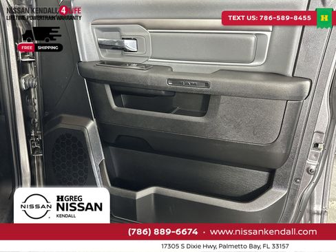 Used 2021 RAM 1500 Classic SLT image 34