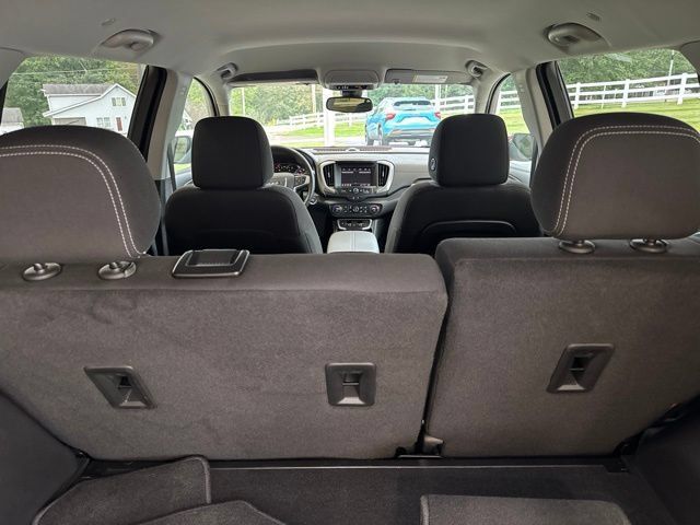 Used 2023 GMC Terrain SLE w/ Driver Convenience Package AWD/4WD image 28