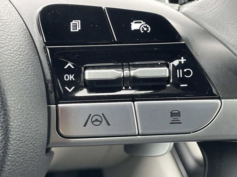 Used 2024 Hyundai Tucson Limited image 25