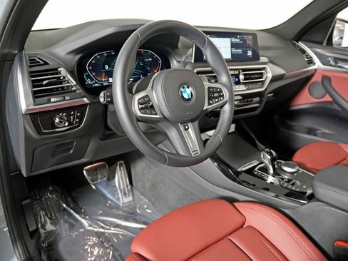 Used 2024 BMW X3 xDrive30i w/ M Sport Package AWD/4WD image 4