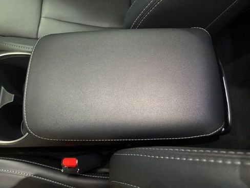 Used 2024 Subaru Outback Limited image 26