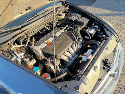 Used 2004 Honda Accord EX image 59