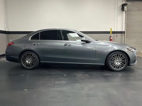Used 2022 Mercedes-Benz C 300 Sedan image 3