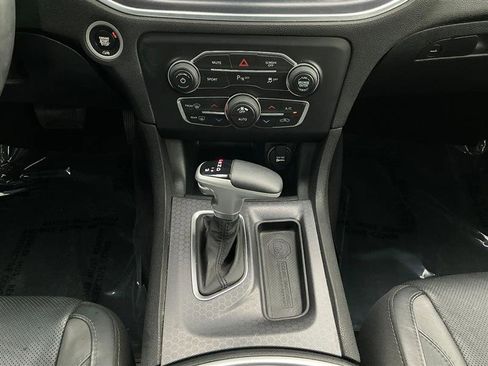 Used 2017 Dodge Charger R/T w/ Plus Group image 30