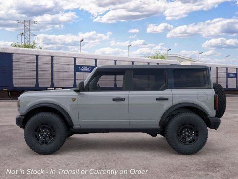 New 2026 Ford Bronco Badlands AWD/4WD image 3