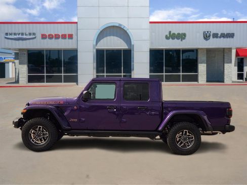 New 2026 Jeep Gladiator Mojave image 3