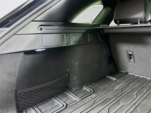 Certified 2023 Land Rover Range Rover Velar R-Dynamic S image 26