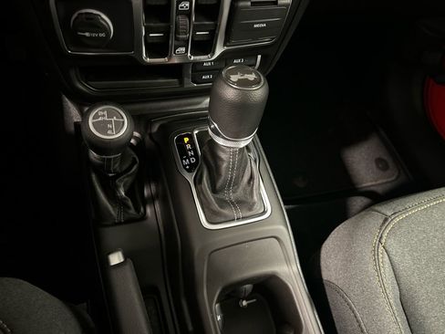 New 2025 Jeep Wrangler Sahara image 24