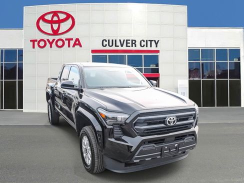 Used 2025 Toyota Tacoma SR w/ SR Upgrade Package RWD image 1