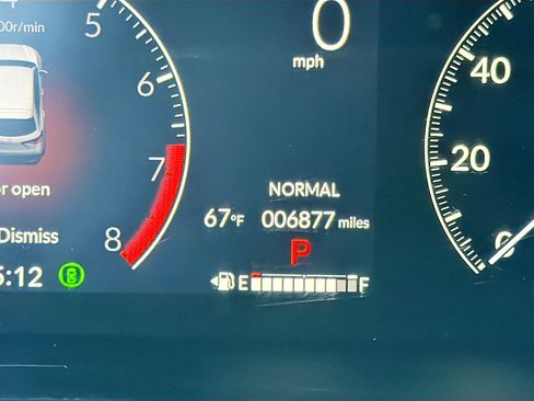 Used 2024 Honda HR-V LX image 36