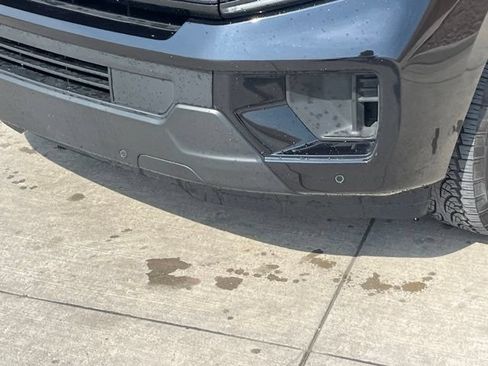 Used 2025 Ford Expedition Active AWD/4WD image 4
