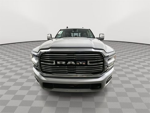 Used 2024 RAM 2500 Laramie image 3