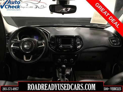 Used 2018 Jeep Compass Latitude AWD/4WD image 24