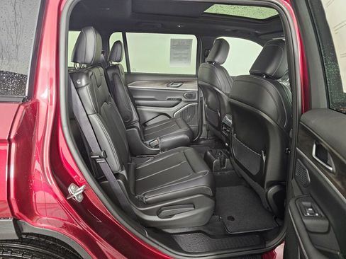 New 2026 Jeep Grand Cherokee L Limited w/ Limited Altitude Package image 36